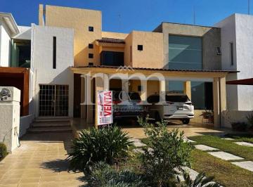 Casa de 3 habitaciones, Aguascalientes · Casa Amueblada en Venta en Residencial Bonaterra Al Sur de La Ciudad de Aguascalientes