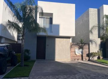 Casa en condominio · 133m² · 3 Recámaras · 2 Estacionamientos · Casa en Venta en San Isidro Juriquilla – Fraccionamiento Mikita Town