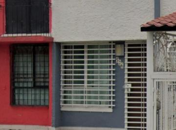Casa en Venta de 2 habitaciones Villas Del Centinela · Casa en Av Bosques del Centinela 526, Zapopan, Jal.