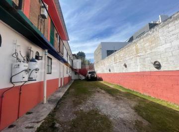 Casa · 392m² · 14 Recámaras · 10 Estacionamientos · Casa en Venta en Barrio de Santa Cruz, Ocotitlan, Metepec, Estado de Mexico