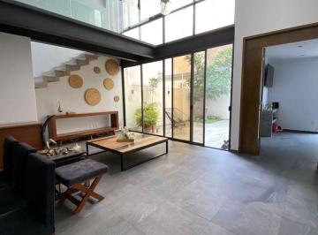 Casa de 3 habitaciones, Zapopan · Casa en Venta en Zona Real - Coto El Sauce 25 a