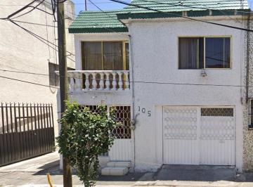 Casa de 3 habitaciones, Azcapotzalco · Remato Casa, Excelente Ubicación y Precio por Debajo de Su Valor Comercial