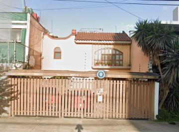 Casa de 3 habitaciones, Benito Juárez · Venta de Casa en Vertiz Narvarte