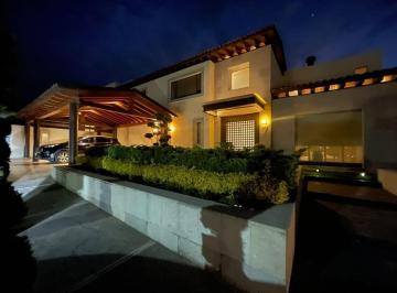 Casa · 449m² · 3 Recámaras · 4 Estacionamientos · Venta de Casa en Prado Largo, Zona Esmeralda