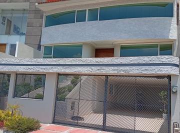 Casa · 500m² · 3 Recámaras · 6 Estacionamientos · Venta de Casa en Lomas Verdes 6a Sección