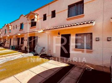 Casa de 3 habitaciones, Tlajomulco de Zúñiga · Casa en Renta Alta California Tlajomulco