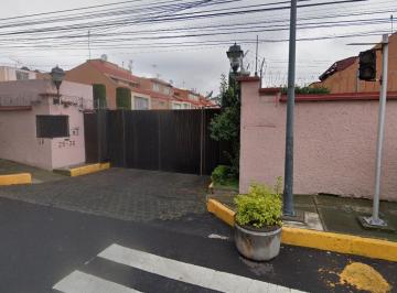 Casa de 4 habitaciones, Coyoacán · Remato Casa, Excelente Ubicación y Precio por Debajo de Su Valor Comercial