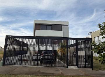 Casa de 5 habitaciones, Zapopan · Casa en Venta en Valle Imperial, Zapopan