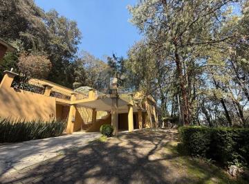 Casa · 1200m² · 4 Recámaras · 6 Estacionamientos · Renta Casa en Cuajimalpa de Morelos Ciudad de México