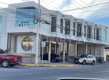 Edificio · 626m² · Edificio Comercial en Venta con Locales Comerciales en Av Mirador, Chih.