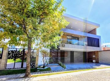 1 · Casa en Venta en Parque Potosí, Lomas de Angelópolis, Zona Hipico y Nuevo Chedrahui Selecto