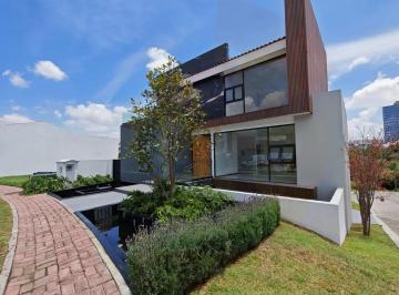 1 · Venta de Casa en Fraccionamiento La Vista Country Club