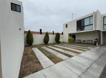 Casa en condominio · 200m² · 3 Recámaras · 2 Estacionamientos · Casa en Condominio - Residencial El Refugio