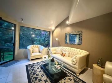 Casa de 3 habitaciones, Naucalpan de Juárez · Casa en Venta – Lomas de Tecamachalco, Naucalpan