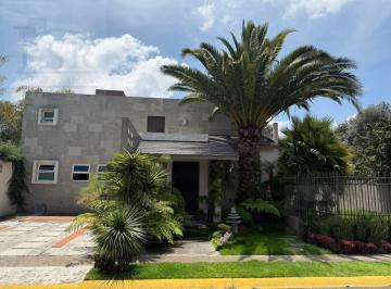 Casa en condominio · 343m² · 3 Recámaras · 3 Estacionamientos · Casa en Venta Paseo de La Asunción San Salvador Tizatlalli