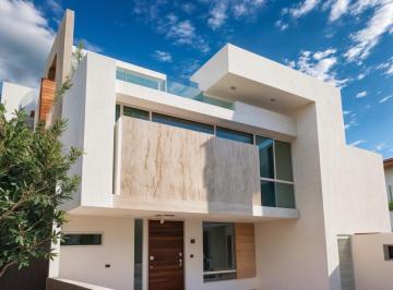 Casa de 4 habitaciones, Querétaro · Casa en Venta en Lomas de Juriquilla, 4 Recámaras, 1 en Pb, 5.5 Baños, Roof!