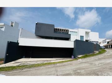 Casa · 485m² · 3 Recámaras · 4 Estacionamientos · Venta de Casa | Residencial Las Cumbres | Xalapa Veracruz.
