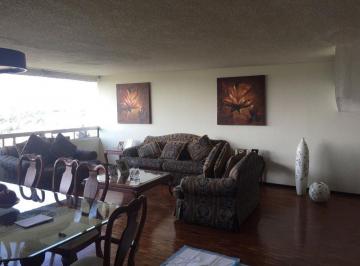 Departamento · 300m² · 4 Recámaras · 2 Estacionamientos · PH con Terraza en del Valle Sur