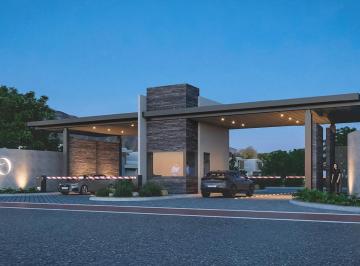 Terreno / Lote · 200m² · Venta de Terrenos en Santiago N. L. Excelente Ubicacion