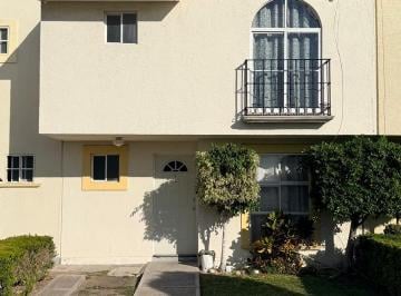 Fachada · Casa Amueblada y Equipada