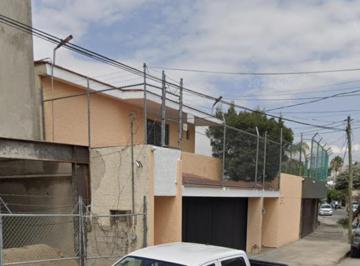 Casa · 500m² · 3 Recámaras · 2 Estacionamientos · Casa en Verde Valle