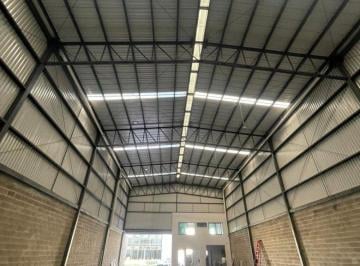 Bodega comercial , Zapopan · Se Renta Bodega en West Plaza Park