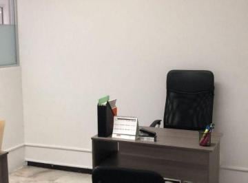 Oficina , Guadalajara · Oficina Amueblada Para 3 Personas en Guadalajara