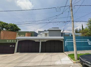 Casa de 4 habitaciones, Naucalpan de Juárez · Oportunidad Remato Casa en Calle Ezequiel A. Chávez Col. Ciudad Satélite, Naucalpan. Edo. de Mex.