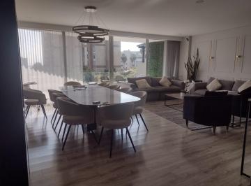 Departamento · 200m² · 3 Recámaras · Precioso Garden House en Bosque Real en Venta