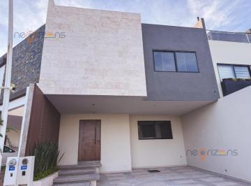 Casa · 278m² · 4 Recámaras · 2 Estacionamientos · Entrega Inmediata! Venta de Casa Nueva en Fracc San Angel V Slp