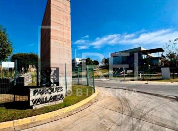 A SOLO MINUTOS DEL INSTITUTO DE CIENCIAS Y TECHNOLOGY PARK, EQUILIBRIO PERFECTO  · Terreno en Venta Parques Vallarta