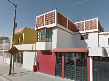 Casa de 3 habitaciones, Azcapotzalco · Casa en El Rosario Azcapotzalco Adjudicada Cerca de Plaza Edison