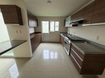 Casa en condominio de 4 habitaciones, Querétaro · Casa en Venta en Cumbres Cond. Olivos en Juriquilla