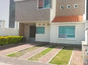 Casa · 150m² · 3 Recámaras · 2 Estacionamientos · Casa en El Mirador, El Marqués