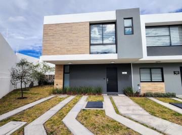 Casa de 3 habitaciones, El Marqués · Casa en Venta en Zákia, 3 Habitaciones, con Sala de Tv y Jardín Interior