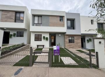 Casa de 2 habitaciones, El Marqués · Casa en Venta en Zákia, de Dos Hab con Opción Recámara # 3, en Planta Baja