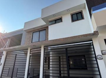 Casa de 3 habitaciones, Xalapa · Casa en Venta en Fraccionamiento Cerrado – Zona Ánimas, Xalapa