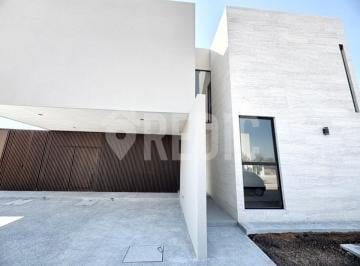 Casa de 4 habitaciones, Querétaro · Casa en Venta de Lujo de 4 Hab. en Lomas del Campanario Norte