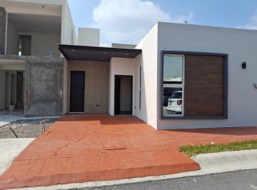 Casa de 2 habitaciones, Victoria · Casa en Renta, Balcones Campestre