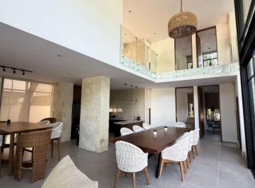 Casa de 5 habitaciones, Solidaridad · Casa en Venta de 5 Recámaras con Alberca en Senderos Mayakoba. Privada en Playa del Carmen.