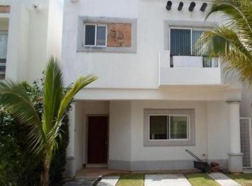 Casa de 3 habitaciones, Benito Juárez · Casa en Venta Av Nachi Cocom Benito Juarez Cancun Qroo
