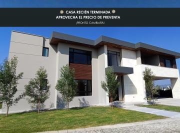 Casa de 4 habitaciones, Querétaro · Casa en Venta en El Campanario, Querétaro