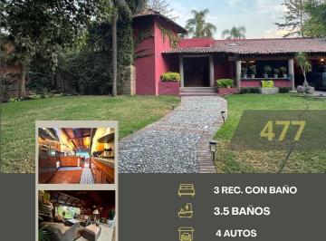Casa · 1467m² · 3 Recámaras · 4 Estacionamientos · Casa en Venta en Pedregal del Carmen
