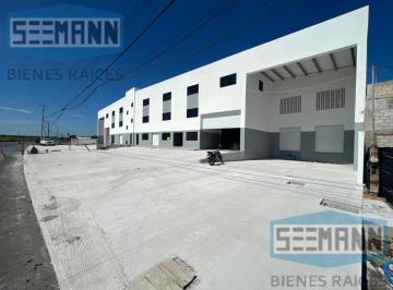 Bodega comercial · 1053m² · Bodega en Renta en Veracruz, Boca del Río, Paso del Toro a 5 Minutos de Plaza El Dorado.