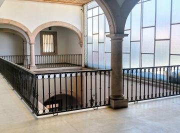 Casa de 15 habitaciones, Morelia · Se Vende Hermosa Casa Centro de Morelia