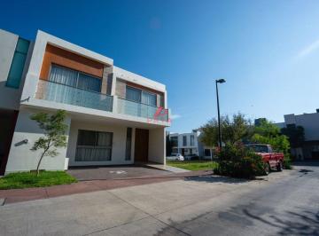 Casa en condominio de 3 habitaciones, Zapopan · Casa en Venta en Solares, Zapopan, Jalisco*