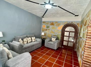 Casa · 3 Recámaras · Casa de un Solo Nivel por Nieto Piña