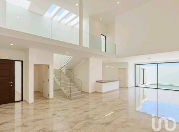 Casa · 220m² · 3 Recámaras · 2 Estacionamientos · Casa en Venta en San Diego Cutz, Yucatán.