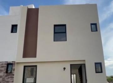 Casa de 3 habitaciones, Puebla · Casas en Venta de 3 Recámaras 3 Baños con Roof Garden Al Sur de La Ciudad de Puebla