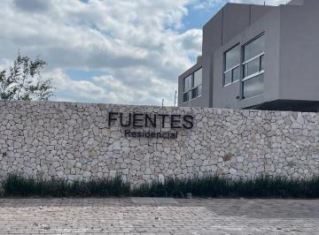 Terreno / Lote · 276m² · Terreno en Venta en Lomas del Campanario Norte